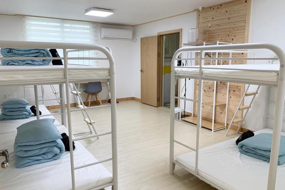 Jeju Guesthouse Togŭnnae Eksteriør billede